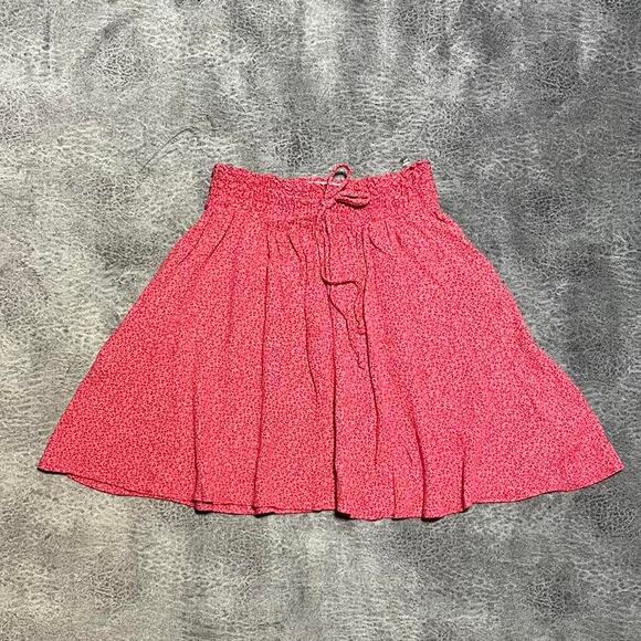 Adorable blue blush mini skirt - Picture 1 of 8